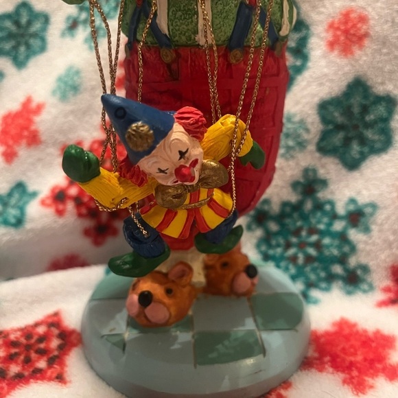 Vintage Wood Resin Jaimy Santa with Clown Marionette - Picture 2 of 9
